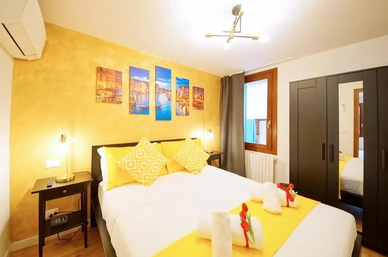 Dolcevita Apartments N 500 San Marco Venecia Italia