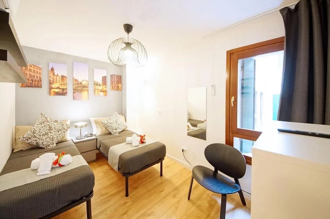 Dolcevita Apartments N 500 San Marco Venice Italy