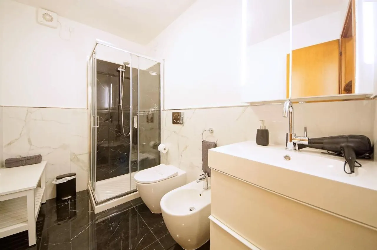 Dolcevita Apartments N 500 San Marco Venice Italy