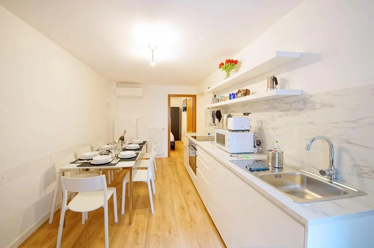 Dolcevita Apartments N 500 San Marco Venice Italy