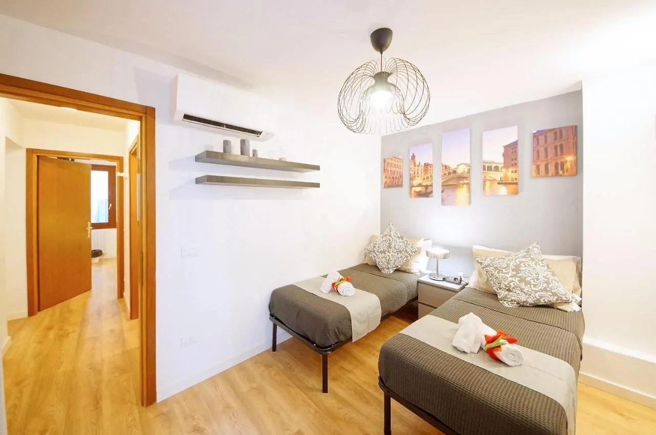 Dolcevita Apartments N 500 San Marco Venice 0*,  Italy